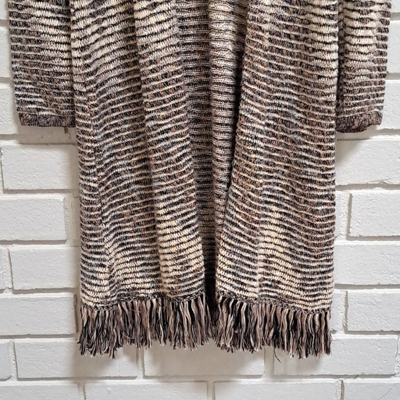 Style & Co Tan,black & cream gold Shimmer Fringe Sweater Cardigan. Size Medium - Picture 3 of 11